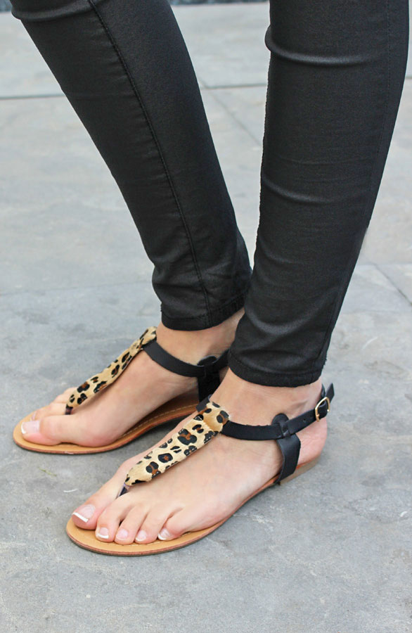 slippers met panterprint dames
