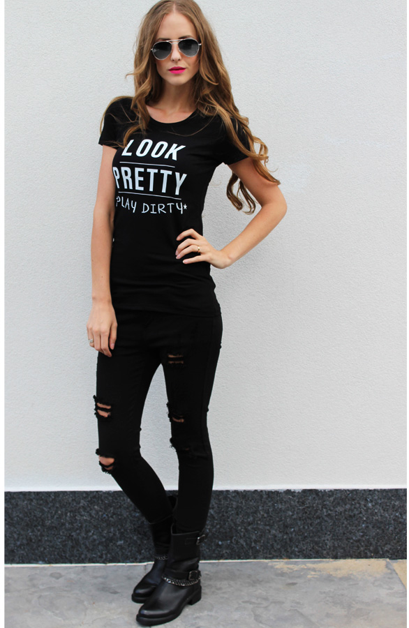 it shirt look pretty zwart