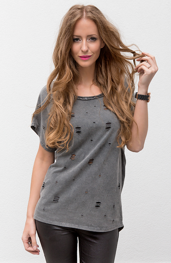 tops met gaatjes kopen